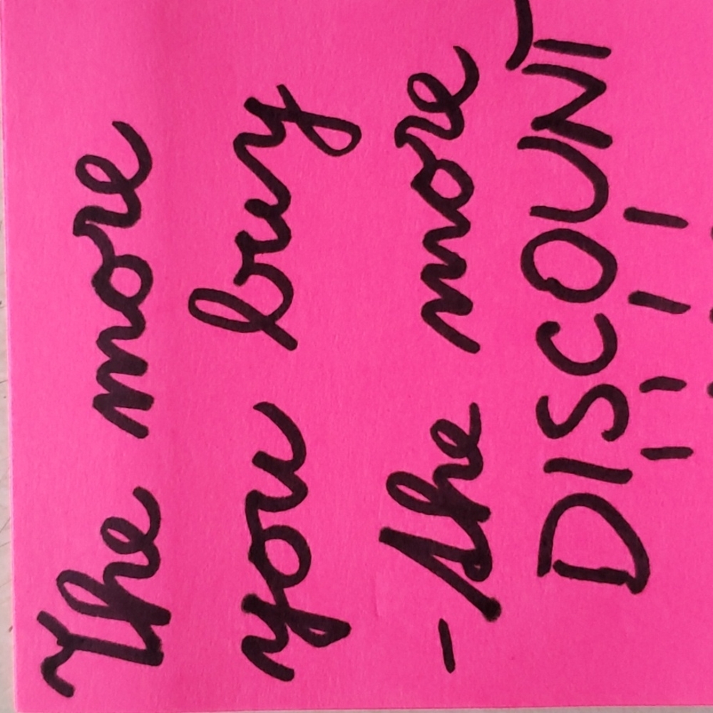 Meet your Posher, Michaela